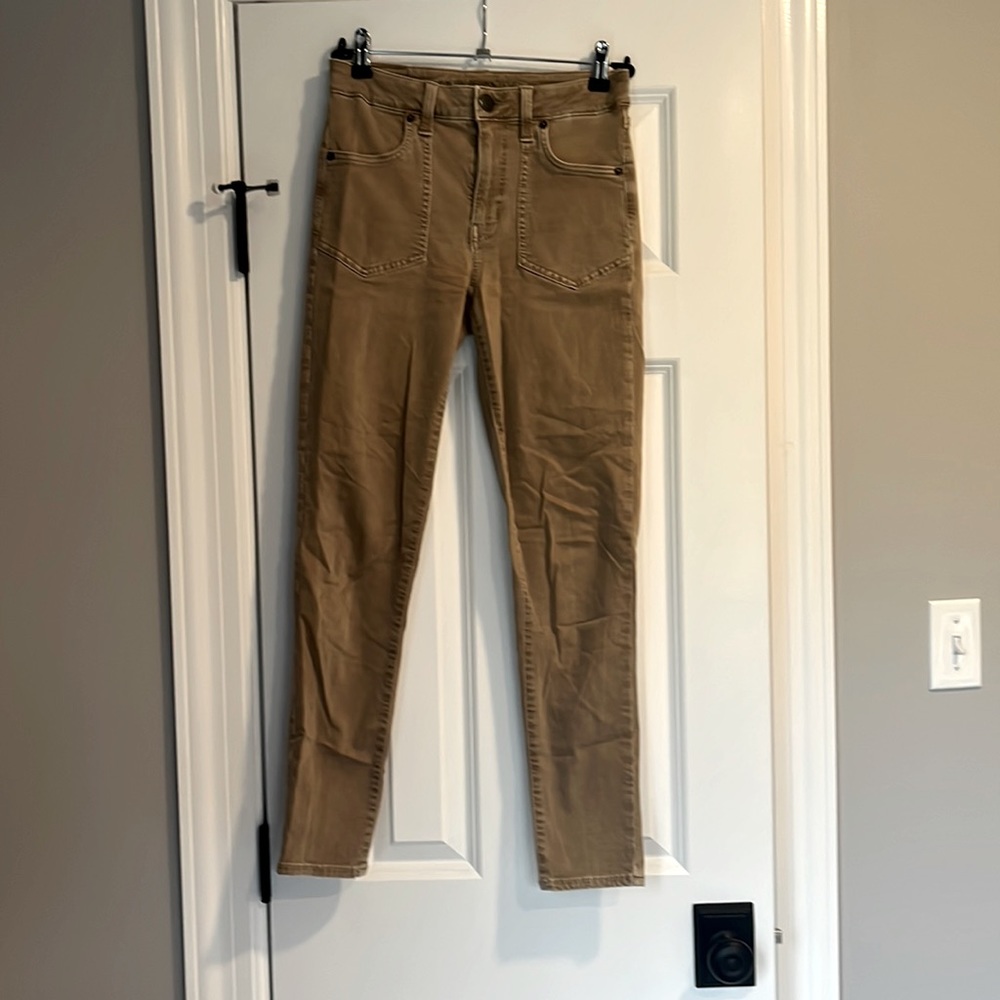 Stretchy high rise skinny jeans